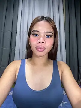 kierra fox online show from 11/10/25, 05:51