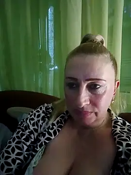 Esenia505 online show from 11/04/25, 12:20