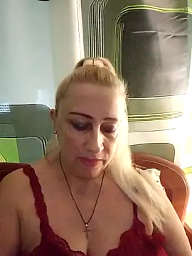 Esenia505 online show from 12/14/25, 09:37