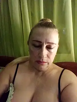 Esenia505 online show from 11/16/25, 03:33