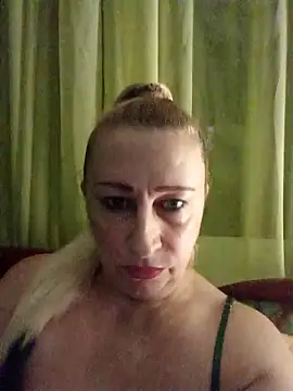 Esenia505 online show from 11/12/25, 12:48