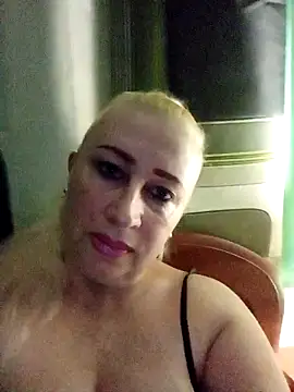 Esenia505 online show from 11/21/25, 04:22