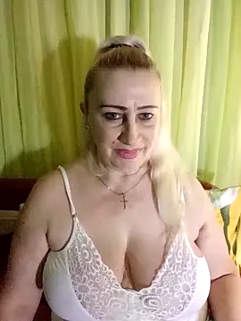 Esenia505 online show from 02/01/26, 07:39