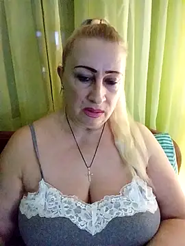 Esenia505 online show from 01/17/26, 04:32