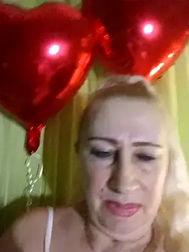 Esenia505 online show from 02/17/26, 04:21