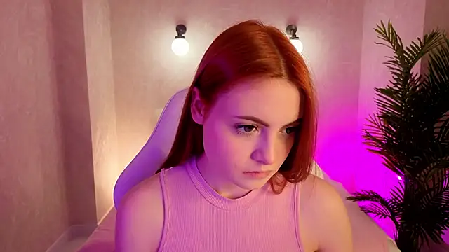 Daniela Saules online show from 11/25/25, 09:09