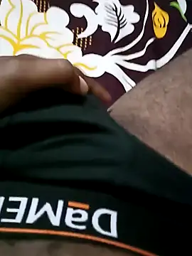 Snapshot of free_dick0 chatting on 10/28/25, 02:27 free dick0 online show from 10/28/25, 02:27