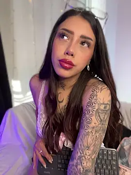 AshleyWinslow online show from 04/10/26, 02:02