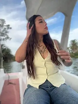 AshleyWinslow online show from 04/14/26, 08:14