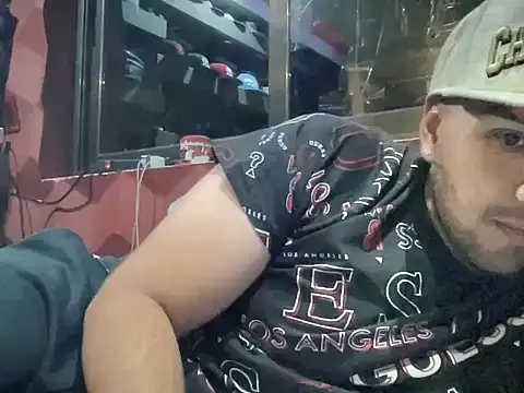 Bbydaddy 0 online show from 11/28/25, 11:21