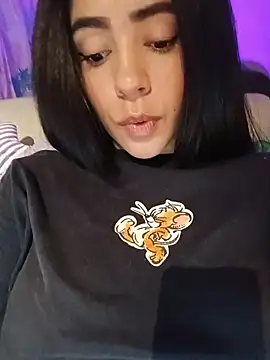 Sara-215 online show from 04/28/26, 05:45