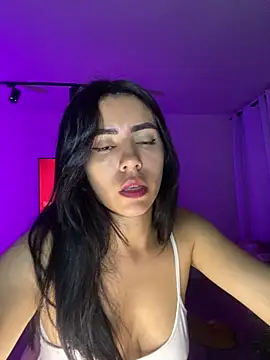 Sara-215 online show from 11/20/25, 05:08