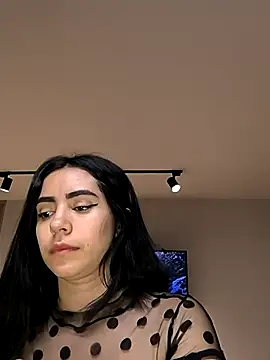 Sara-215 online show from 10/31/25, 01:35