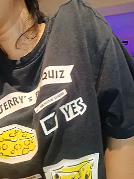 Sara-215 online show from 04/11/26, 07:45