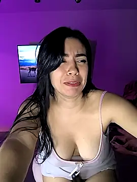 Sara-215 online show from 12/05/25, 12:43