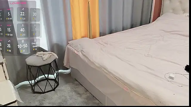 zhnlky online show from 01/12/26, 07:15