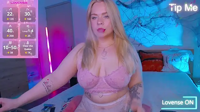 LisaCandy1 online show from 11/12/25, 01:59