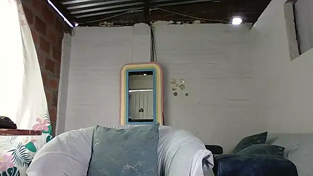 Snapshot of sweetgirl_kat chatting on 02/03/26, 02:44 sweetgirl kat online show from 02/03/26, 02:44