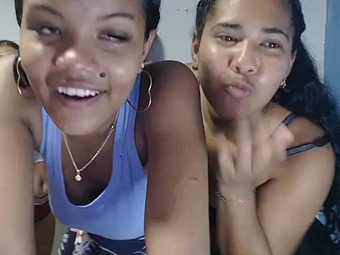 Snapshot of ricascomplacientes chatting on 10/30/25, 03:53 ricascomplacientes online show from 10/30/25, 03:53