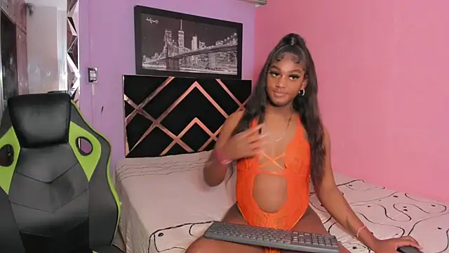 Snapshot of kitty_ebonnyx chatting on 11/03/25, 10:02 kitty ebonnyx online show from 11/03/25, 10:02