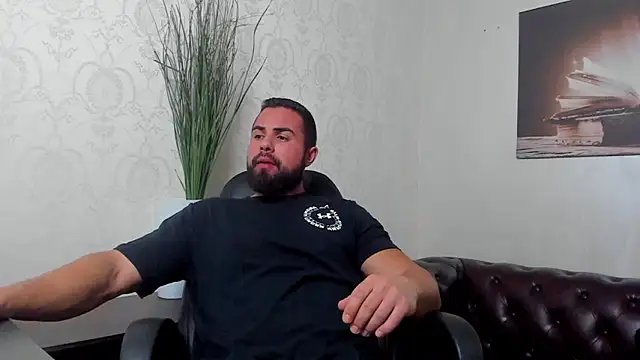 HayesWood online show from 11/26/25, 06:13