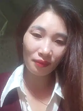 Snapshot of HGiasexy69 chatting on 06/21/26, 04:13 HGiasexy69 online show from 06/21/26, 04:13