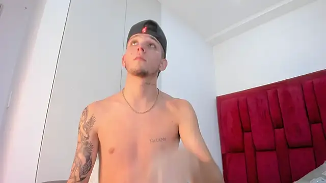 Mathewboy 069 online show from 11/08/25, 02:48