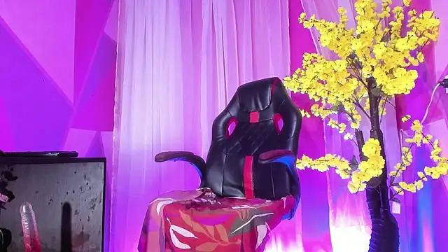 Snapshot of NovaNight_ chatting on 01/10/26, 11:38 NovaNight online show from 01/10/26, 11:38