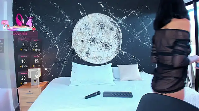 LilithLuxorr online show from 12/22/25, 03:56