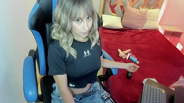 Julietta01 online show from 11/23/25, 03:16