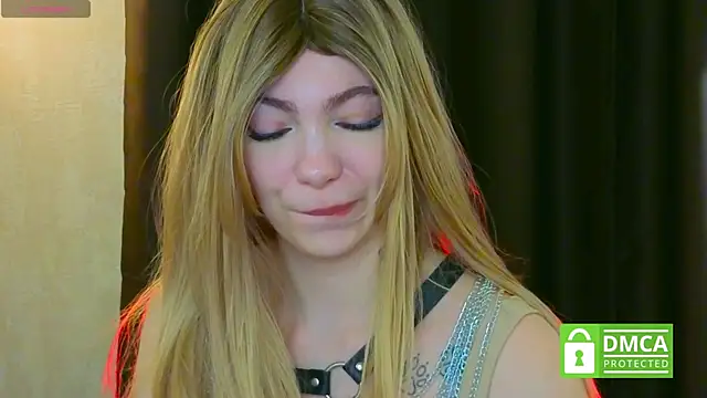 Snapshot of sophiaxoxo chatting on 10/29/25, 10:14 sophiaxoxo online show from 10/29/25, 10:14