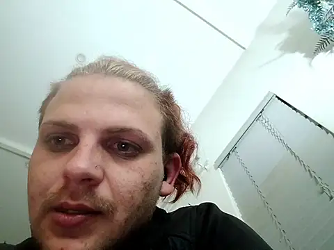 Snapshot of THOMMONSTER5299 chatting on 11/26/25, 12:54 THOMMONSTER5299 online show from 11/26/25, 12:54