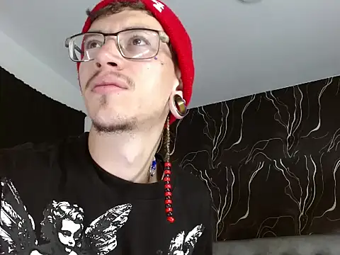 Snapshot of RyanOwenss chatting on 10/30/25, 12:25 RyanOwenss online show from 10/30/25, 12:25