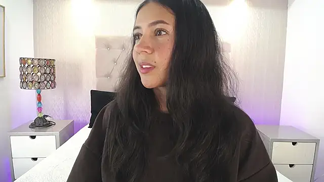 KamyGlam online show from 01/14/26, 08:12