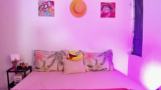 Snapshot of julialex_ chatting on 11/13/25, 08:13 julialex online show from 11/13/25, 08:13