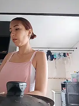 julialex  online show from 12/22/25, 01:11