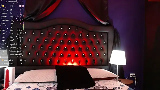 Alanagh  online show from 11/13/25, 03:43