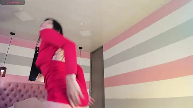 samantaortega   online show from 11/07/25, 12:42