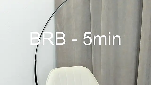 Snapshot of BaileyBernos chatting on 10/29/25, 10:36 BaileyBernos online show from 10/29/25, 10:36