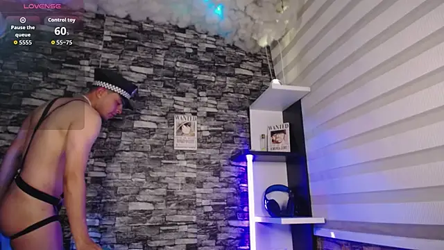 Snapshot of Saturo-Gojo- chatting on 10/29/25, 11:03 Saturo-Gojo- online show from 10/29/25, 11:03