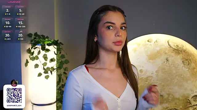 Snapshot of LauraHansil chatting on 11/26/25, 06:57 LauraHansil online show from 11/26/25, 06:57