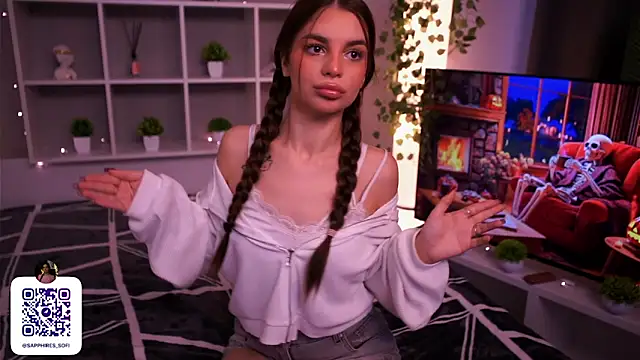 Snapshot of LauraHansil chatting on 11/14/25, 07:12 LauraHansil online show from 11/14/25, 07:12