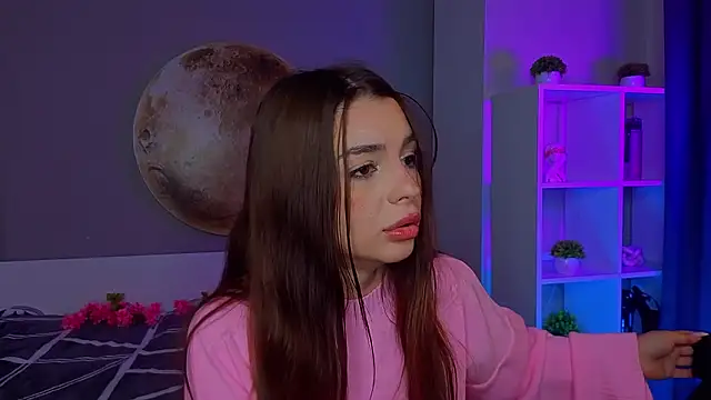 LauraHansil online show from 03/25/26, 07:13