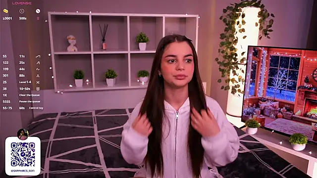 Snapshot of LauraHansil chatting on 11/19/25, 06:02 LauraHansil online show from 11/19/25, 06:02