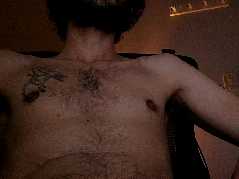 Snapshot of Punkzill4 chatting on 10/29/25, 05:28 Punkzill4 online show from 10/29/25, 05:28