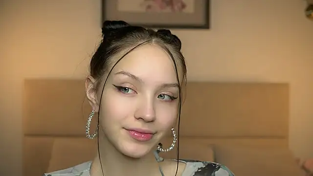 VetaManhardt online show from 11/18/25, 08:23