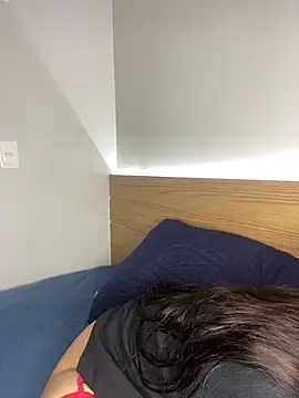 lissalves online show from 11/12/25, 12:59