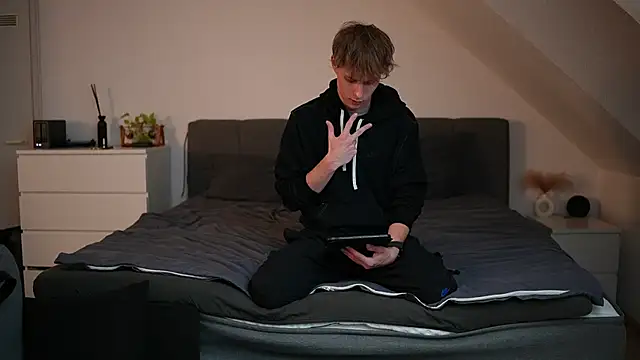 InnocentGuysOF online show from 03/23/26, 06:19