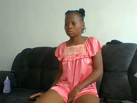 Snapshot of Spicyit2 chatting on 05/26/26, 10:46 Spicyit2 online show from 05/26/26, 10:46