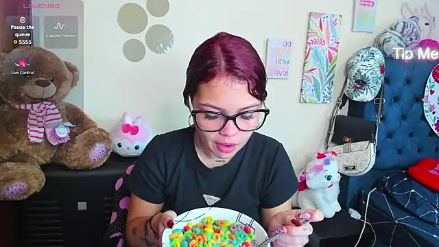 Emma boo online show from 02/10/26, 03:00